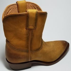 Frye Western Billy Short Ankle Boots B 71440